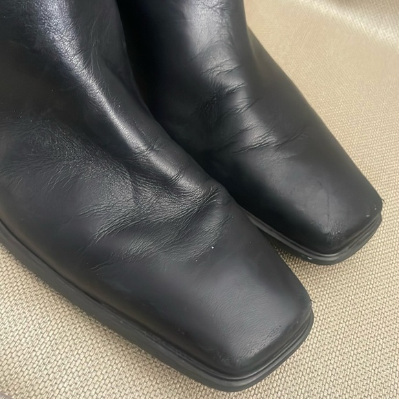 Stuart Weitzman Black Heeled Booties Size 10 AA - Picture 12 of 13